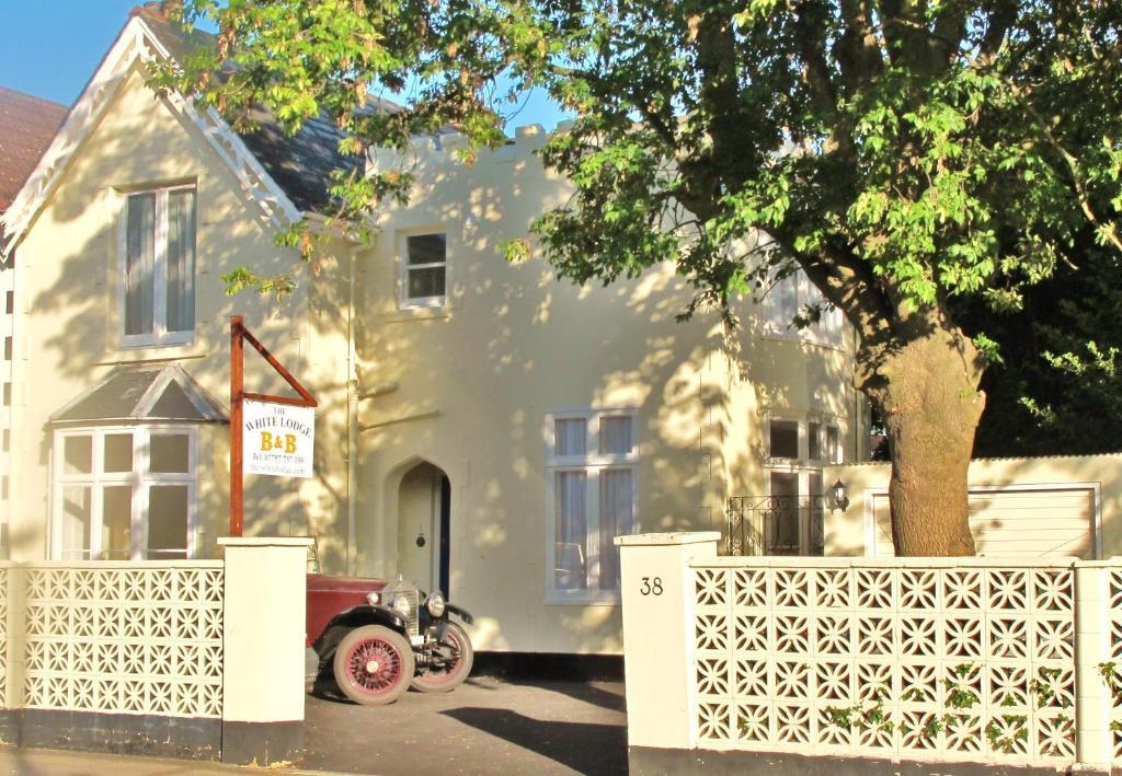 The White Lodge Southsea Портсмут Екстер'єр фото